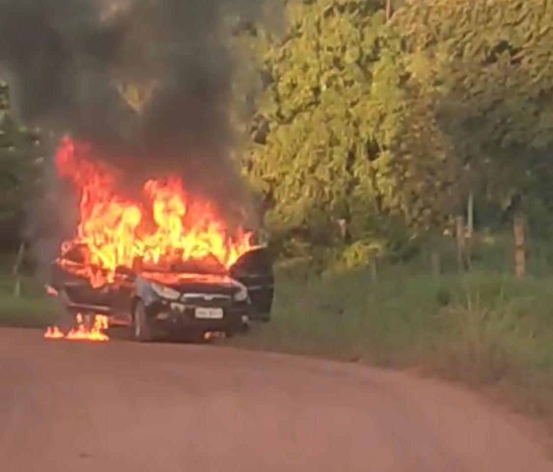 Confirmada a morte de Pacovan; matadores tocam fogo no veículo após o crime - O Informante